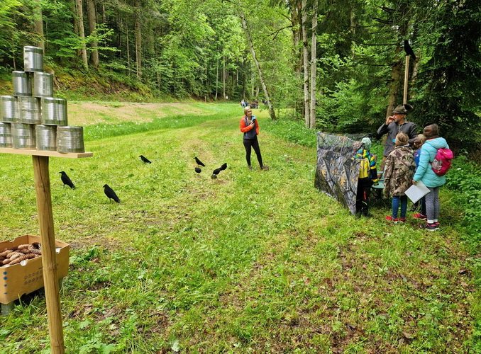 2025.05.23   0008   Volksschulkinder Mit Jaegern Im Revier