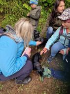 2025.05.23_-_0010_-_Volksschulkinder_mit_Jaegern_im_Revier